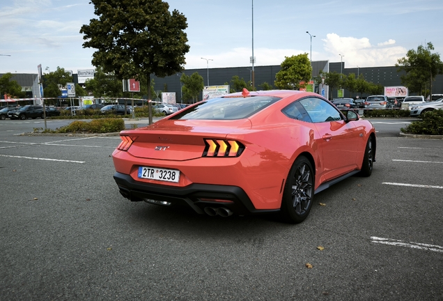 Ford Mustang GT 2024