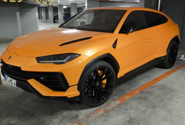 Lamborghini Urus S