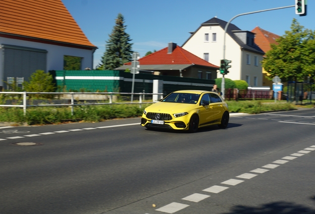 Mercedes-AMG A 45 S W177 Edition 1