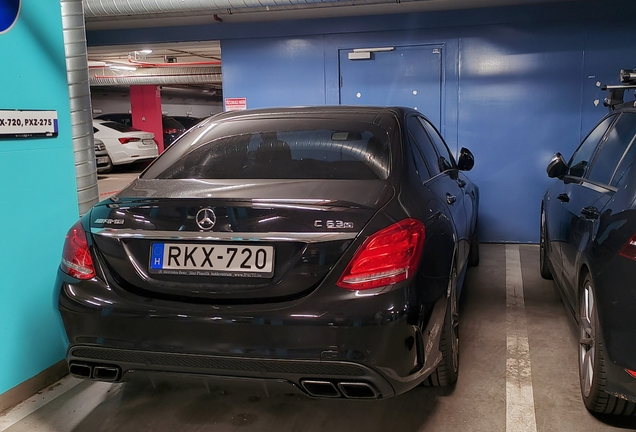 Mercedes-AMG C 63 S W205