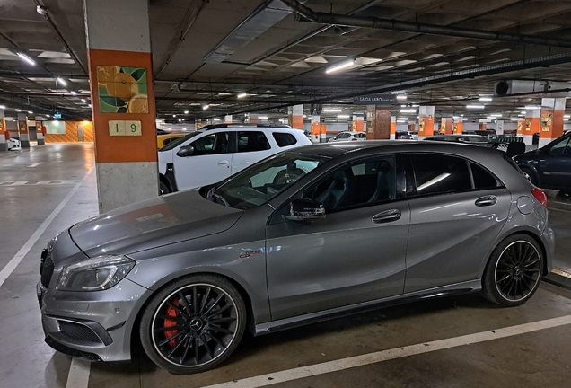 Mercedes-Benz A 45 AMG