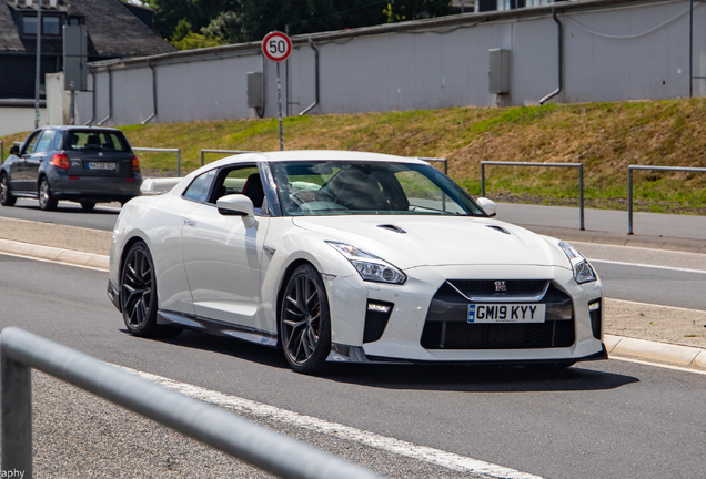 Nissan GT-R 2017