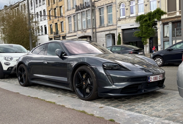 Porsche Taycan Turbo MkI