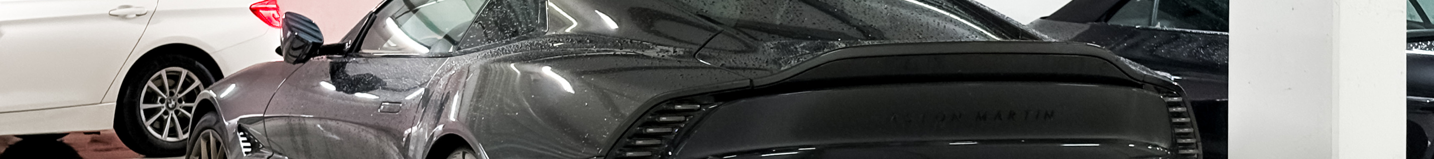 Aston Martin Vanquish 2025