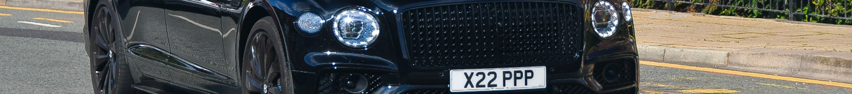 Bentley Flying Spur V8 2021