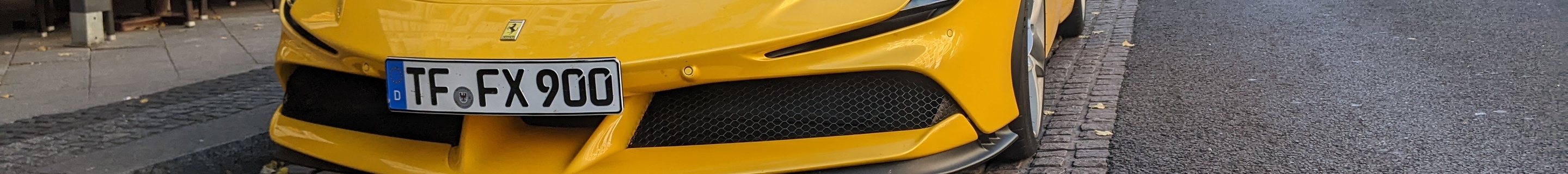 Ferrari SF90 Stradale