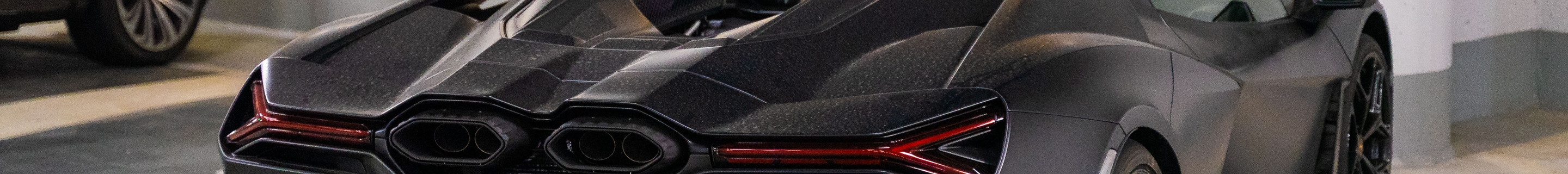 Lamborghini Revuelto