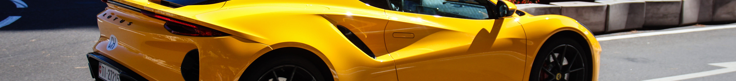 Lotus Emira