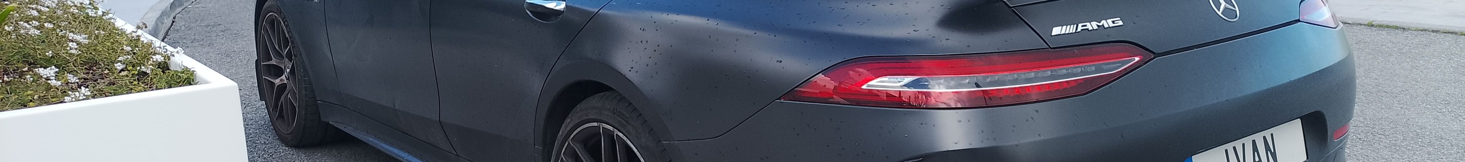 Mercedes-AMG GT 63 S X290