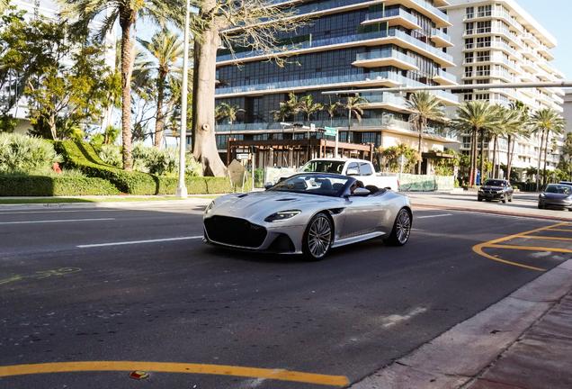 Aston Martin DBS Superleggera Volante
