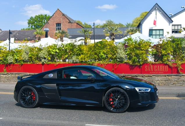 Audi R8 V10 Plus 2015