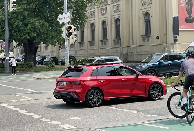 Audi RS3 Sportback 8Y 2025