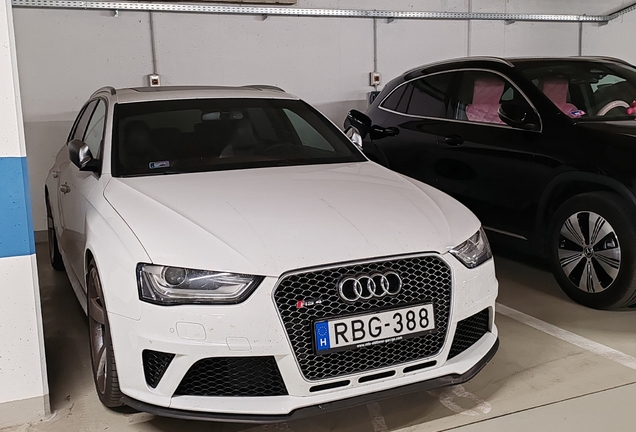 Audi RS4 Avant B8