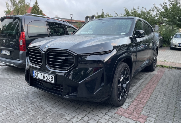 BMW XM G09