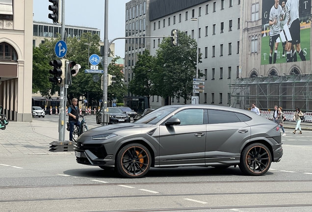 Lamborghini Urus S