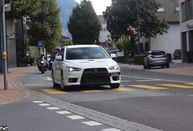 Mitsubishi Lancer Evolution X