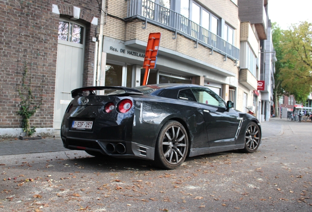 Nissan GT-R 2011