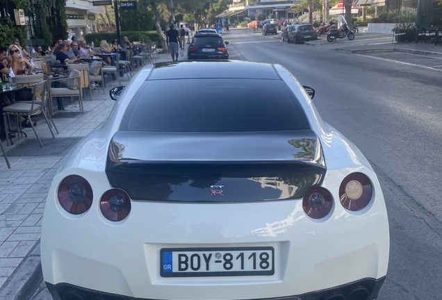 Nissan GT-R