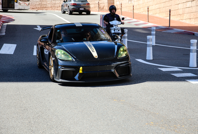 Porsche 718 Cayman GT4