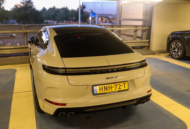 Porsche 972 Panamera Turbo S E-Hybrid