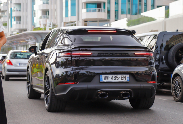 Porsche Cayenne Coupé Turbo E-Hybrid