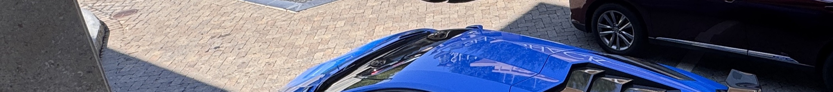 Lamborghini Aventador S LP740-4