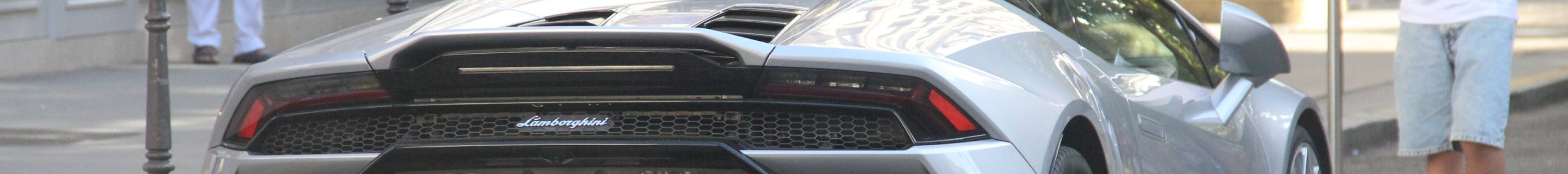 Lamborghini Huracán LP640-4 EVO Spyder