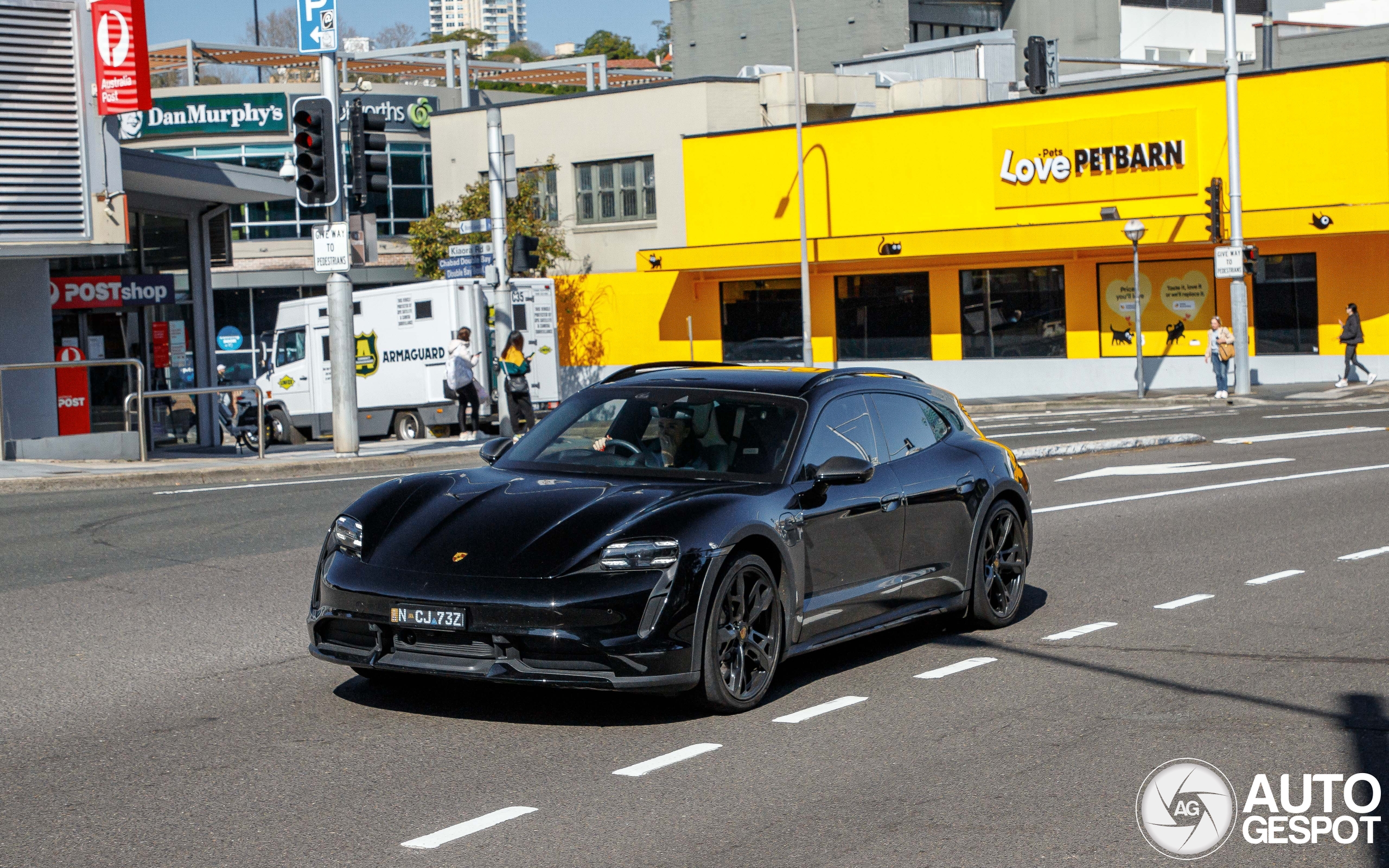 Porsche Taycan Turbo Cross Turismo