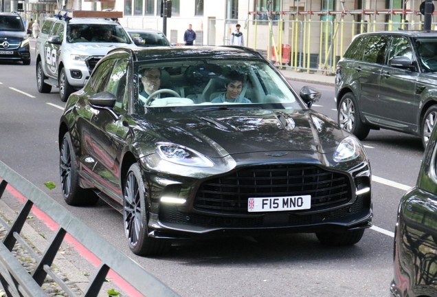 Aston Martin DBX707