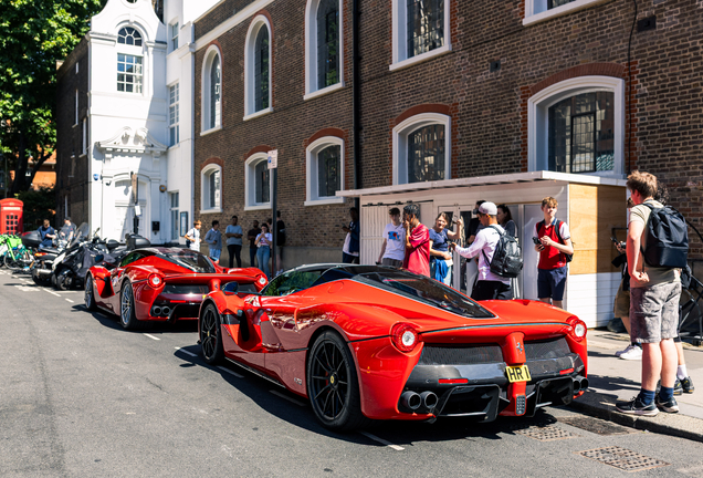 Ferrari LaFerrari Aperta