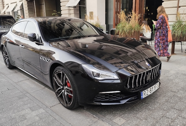 Maserati Quattroporte S Q4 GranLusso 2021