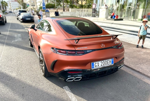 Mercedes-AMG GT 63 C192