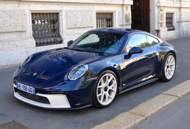 Porsche 992 S/T