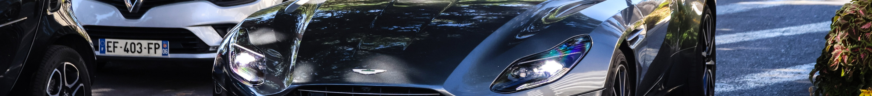 Aston Martin DB11 V8 Volante