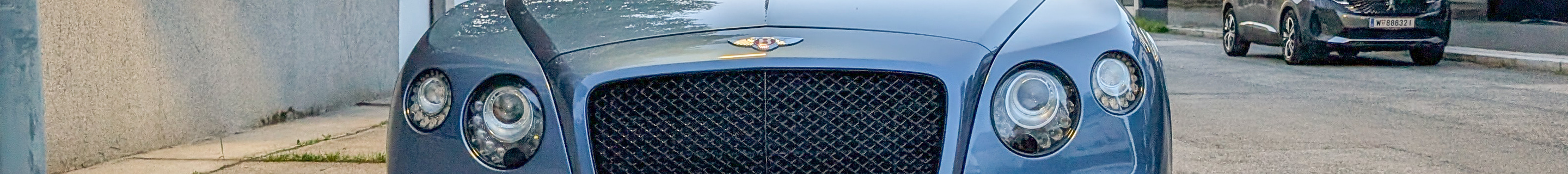 Bentley Continental GT V8 S Black Diamond Edition