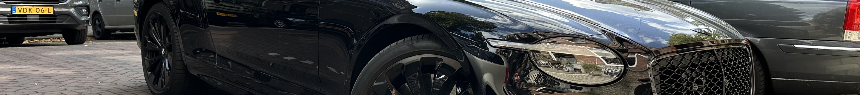 Bentley Continental GTC 2025