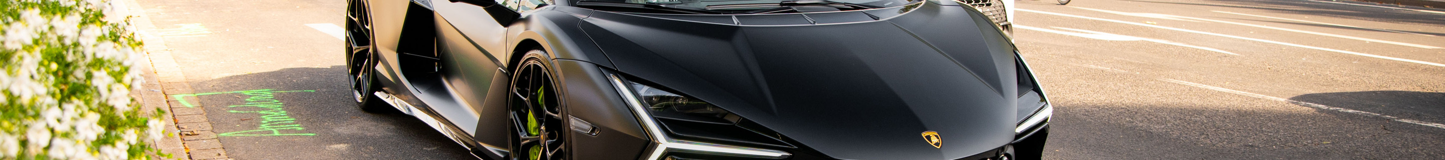 Lamborghini Revuelto