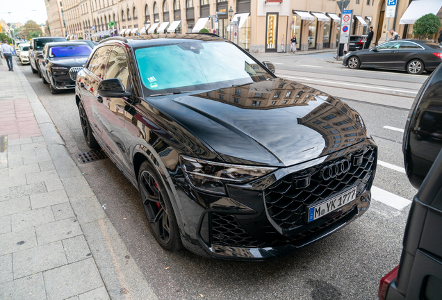 Audi RS Q8 2024