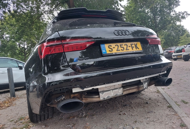 Audi RS6 Avant C8 Urban