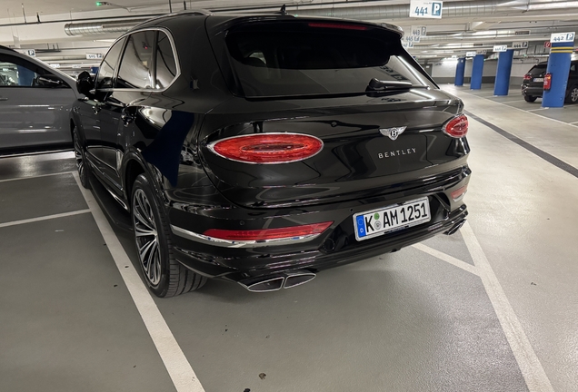 Bentley Bentayga V8 2021