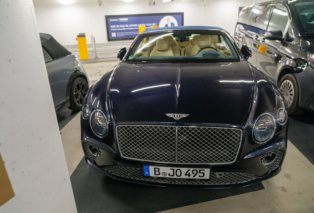 Bentley Continental GTC V8 2020