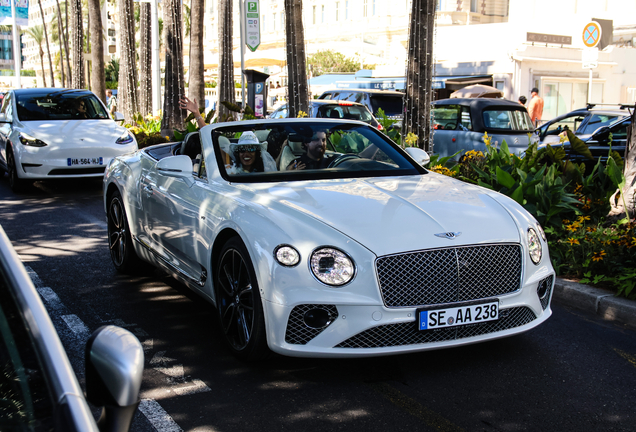 Bentley Continental GTC V8 2020