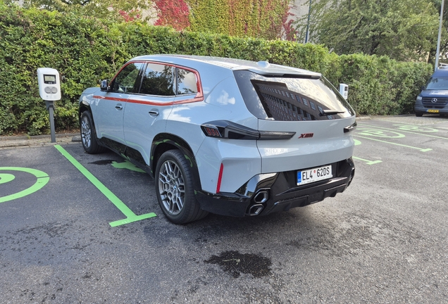 BMW XM G09 Label Red