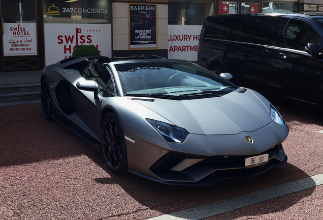 Lamborghini Aventador LP780-4 Ultimae Roadster