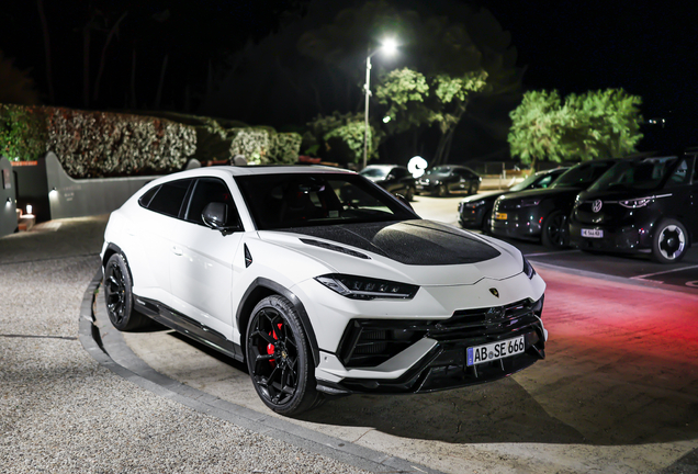Lamborghini Urus Performante