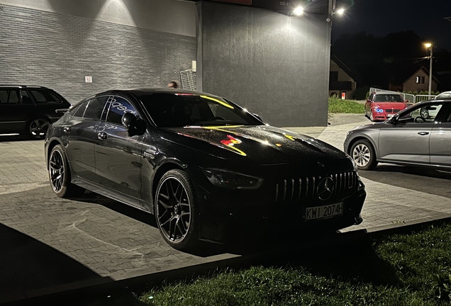 Mercedes-AMG GT 63 S X290