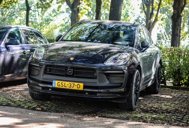 Porsche 95B Macan GTS MkIII