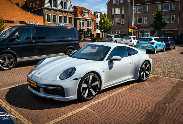 Porsche 992 Sport Classic