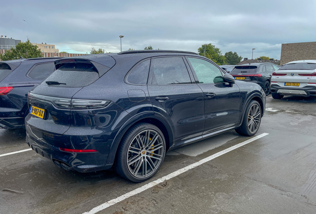Porsche Cayenne Turbo S E-Hybrid