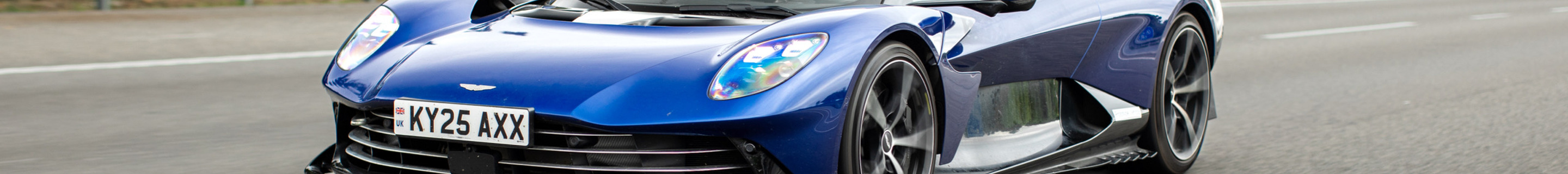 Aston Martin Valhalla
